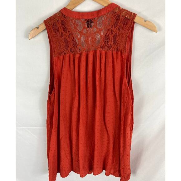 Torrid Swiss Dot Crochet Inset Tank Size 1X - Picture 8 of 10